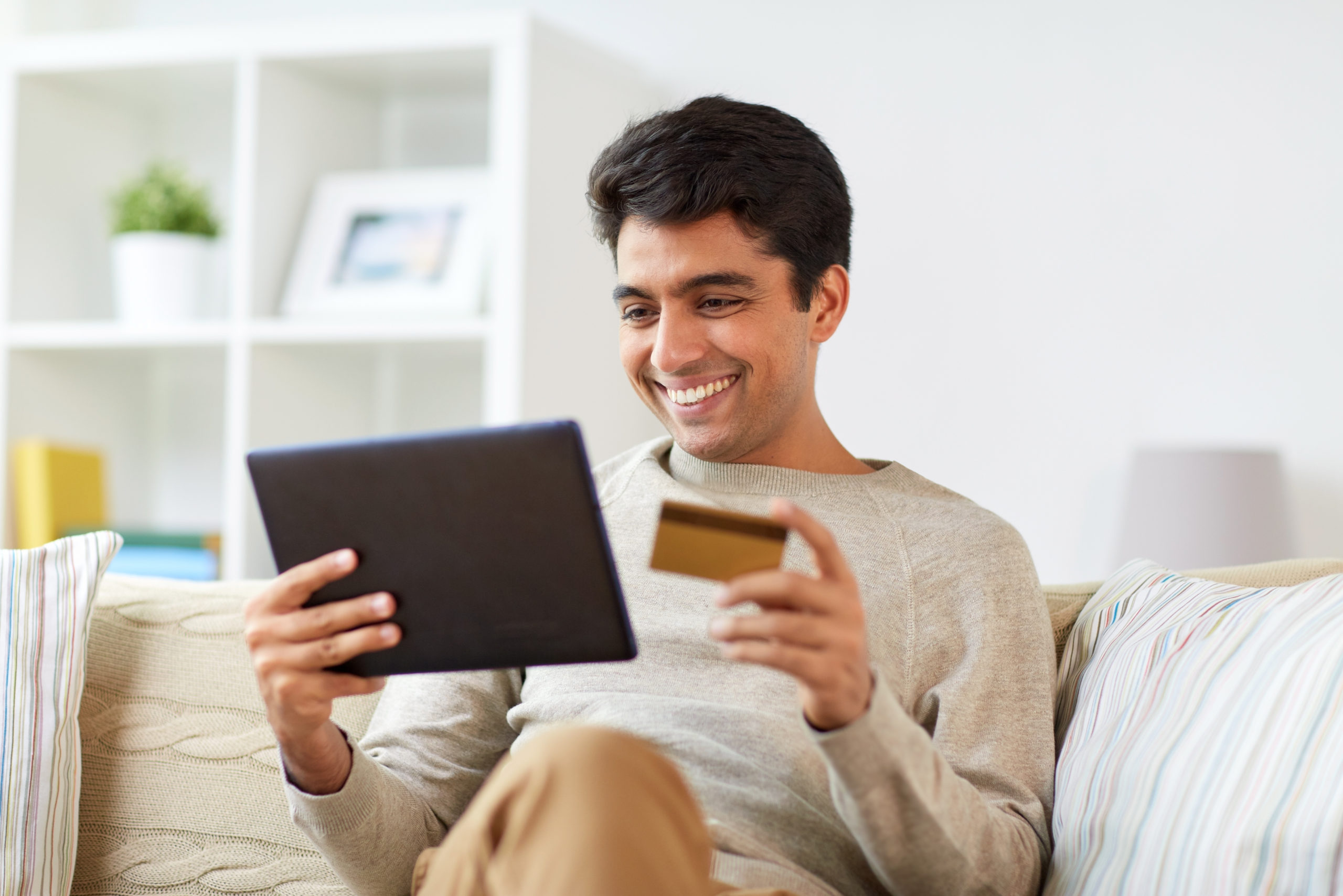 How to launch a credit card with gamification